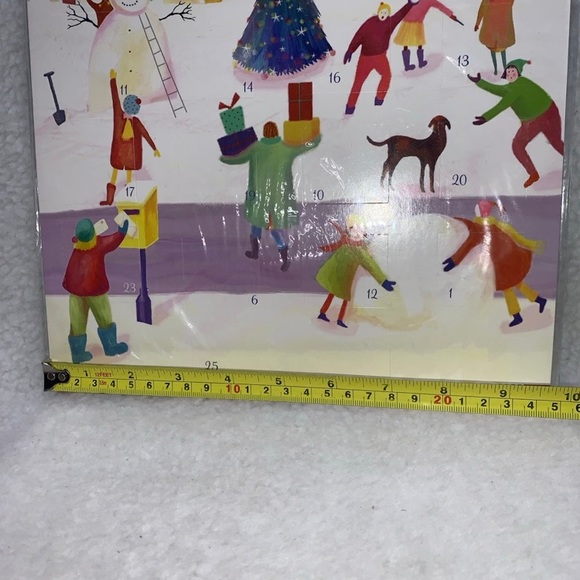 International Greetings USA Advent Calendar 14" Snow play scene christmas - Picture 3 of 11